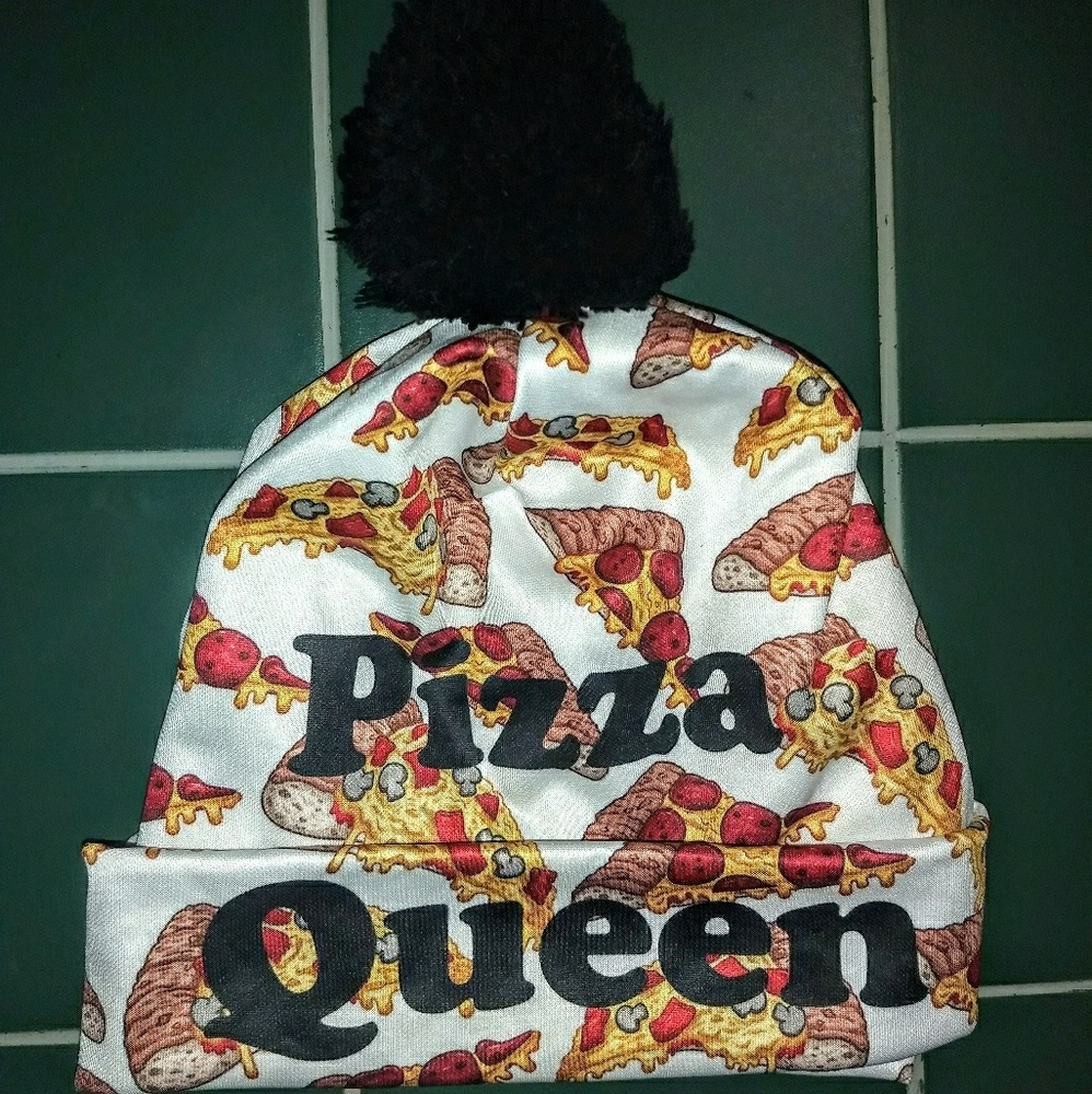 Silky 🍕 Beanie